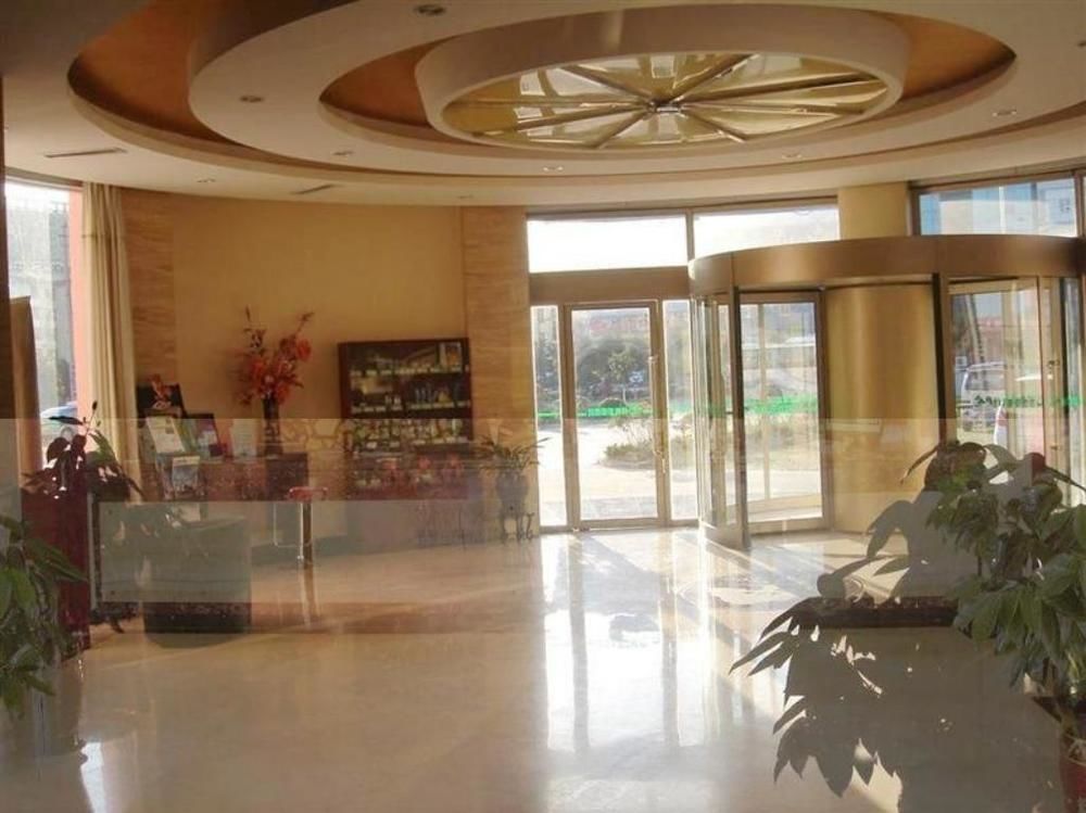 Greentree Inn- Linyi Bus Station Branch المظهر الخارجي الصورة
